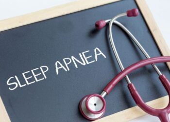 Lingua grassa ed apnee notturne: dieta e chirurgia per questa patologia