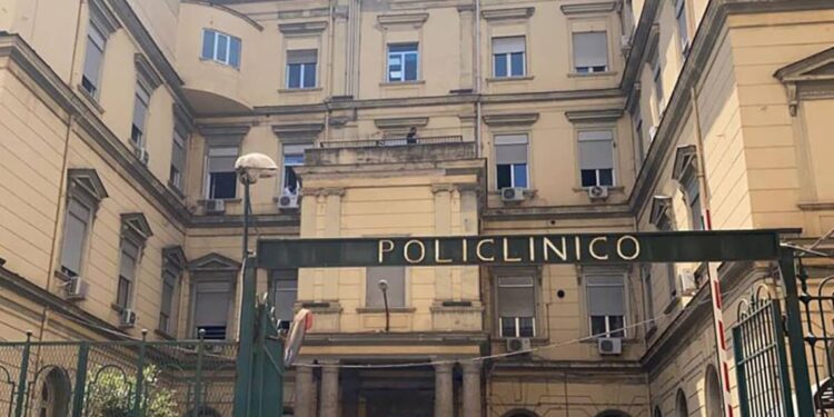 Al Policlinico Vanvitelli di Napoli l’ambulatorio per i bambini che hanno contratto il covid