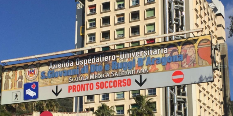 Coronavirus, apprensione a Salerno