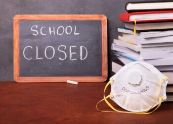 Emergenza Covid, Conte chiude tutte le scuole