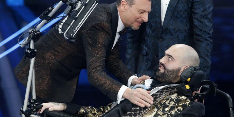Paolo Palumbo, malato di SLA, a Sanremo con la sua canzone ed una lezione di vita per tutti