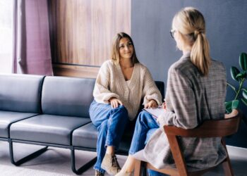 Ascolto psicologico: lo sportello gratuito della Cisl Salerno