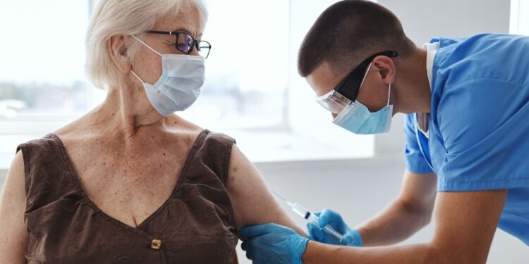 ASL Benevento, vaccinazioni anche durante le feste