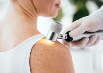 Il Pascale anticipa il Sistema Sanitario Nazionale per la cura del melanoma, con il rimborso di due farmaci