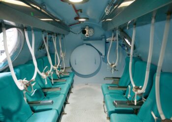 La camera iperbarica del Ruggi salva un palombaro dello SDAI