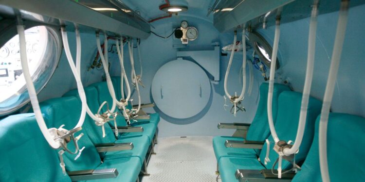 La camera iperbarica del Ruggi salva un palombaro dello SDAI