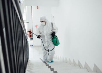 Una sanificazione innovativa degli ambienti contagiati da covid-19 si sperimenta a Napoli