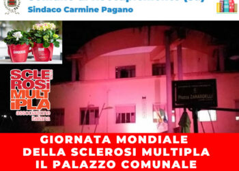 A Roccapiemonte il Comune si tinge di Rosso