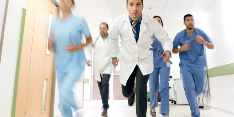 Campania, preoccupa carenza dei medici nei pronto soccorso