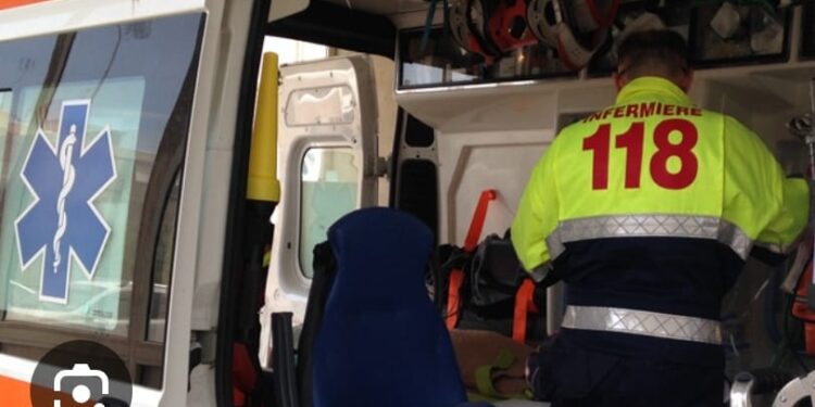 Operatori del 118 salvano 17 enne in arresto cardiaco