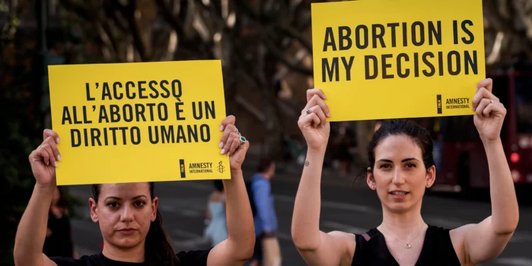 Verso il divieto d’aborto dopo 6 settimane di gravidanza in Carolina del Sud