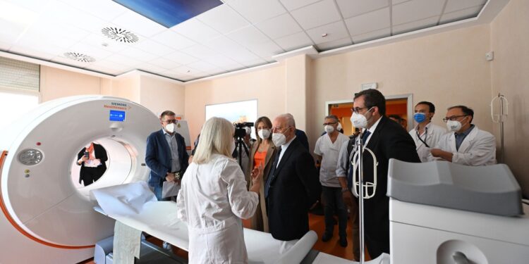 Ospedale Monaldi. Inaugurata la Pet in grado di individuare lesioni anche di 2 millimetri