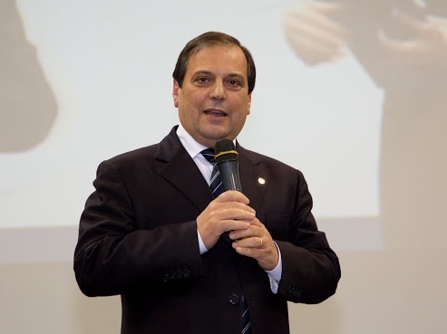 Sanità, Anelli (Fnomceo): “Da Dl Enti pubblici boccata ossigeno per carenza medici”