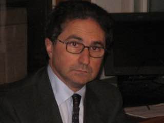 Emergenza caldo e carenze di personale, l’Ordine dei Medici di Napoli iscrive 206 nuovi medici.