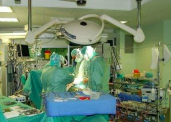Trapianto di cuore al Monaldi salva la vita ad un medico. Iervolino: «Assicuriamo assistenza di eccellenza»
