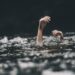 Fare il bagno al lago o al fiume è pericoloso?
