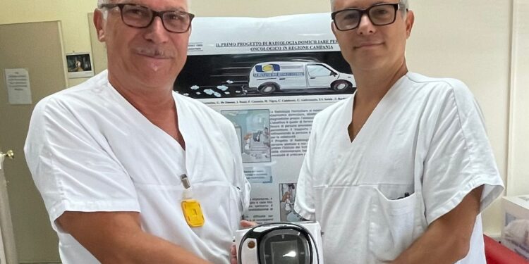 Pascale, radiografie a casa  anche per chi abita nei posti più impervi grazie a un apparecchio che pesa meno di due chili e mezzo
