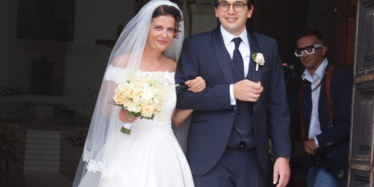 Eva e Michele, primo matrimonio al Pascale