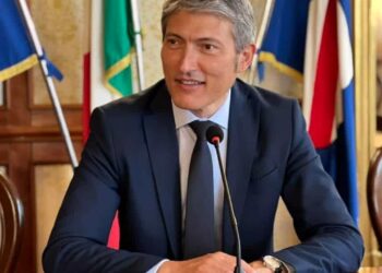 Regione, Pellegrino (IV): “Breast unit, eccellenze campane. Serve monitoraggio attento delle strutture a difesa della sanità pubblica”