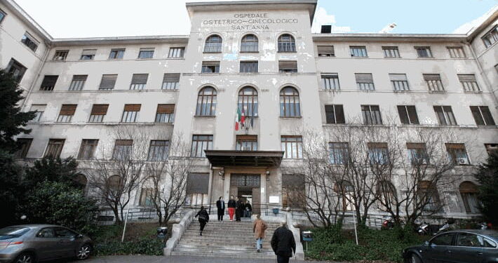 L’ospedale Sant’Anna di Torino apre le porte delle sale operatorie ai papà per i parti cesarei