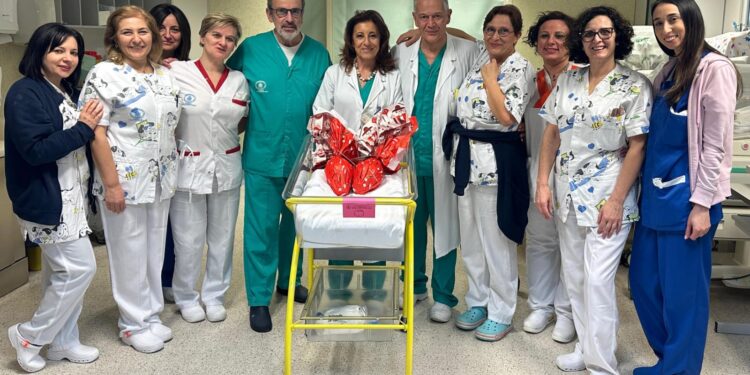 STREGA ALBERTI DONA “UOVO DI PASQUA” A “MAMME E NEONATI”
