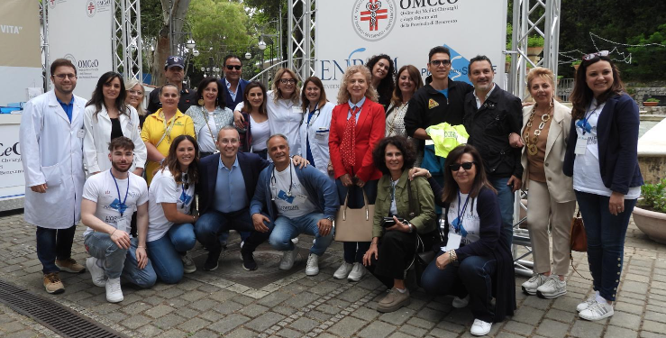 SUCCESSO PER L’INIZIATIVA “PIAZZA DELLA SALUTE”  Prenditi cura di te. Fai prevenzione Visitati 300 cittadini nei tre ambulatori presenti nelle Terme di Telese