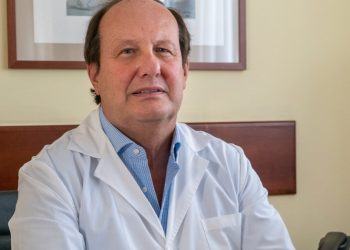Il fumo, al pari dell’inquinamento atmosferico, ha un impatto fortemente nocivo sulla salute delle persone