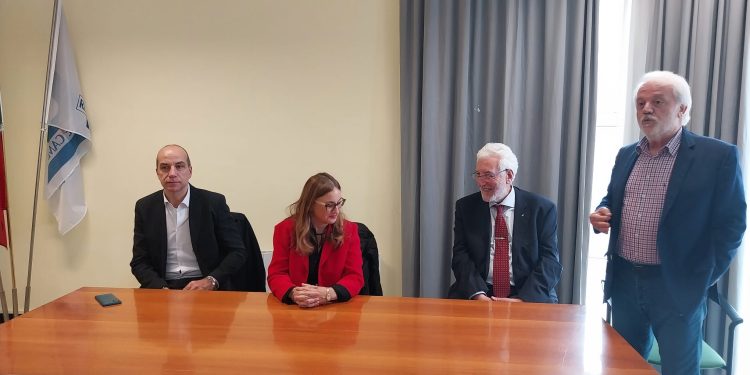 È stato inaugurato questa mattina, presso L’ospedale Fucito di Mercato San Severino, il nuovo Laboratorio di Patologia Molecolare e Genomica Medica’, diretto dal Professore Alessandro Weisz, trasferito dal Presidio G. Da Procida, dell’AOU San Giovanni di Dio e Ruggi d’Aragona di Salerno.