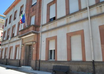 Una valigia rosa per le donne vittime di violenza