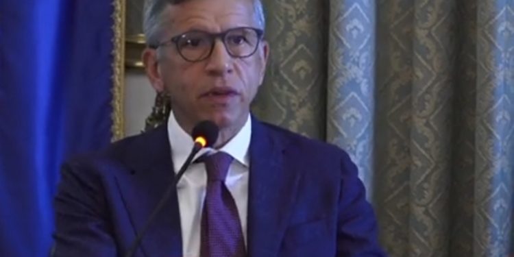 SANITÀ. IL CONSIGLIO DEI MINISTRI SOSPENDE ENRICO COSCIONI DALL’ AGENAS. A DARNE NOTIZIA ANC IL SENATORE ANTONIO IANNONE.
