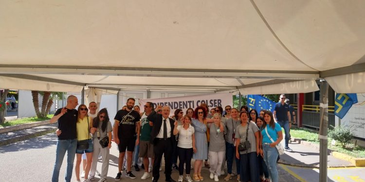 Protesta al Ruggi di Salerno dei lavoratori della Colser