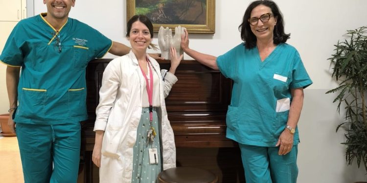 Chirurgia plastica del Policlinico di Palermo, intervento innovativo di ricostruzione simultanea del pollice e dell’alluce