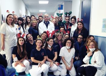 Importanti riconoscimenti sono stati attribuiti di recente al Reparto di Ematologia e Trapianti di Midollo Osseo dell’AOU San Giovanni di Dio e Ruggi d’Aragona di Salerno, diretto dal Professore Carmine Selleri.