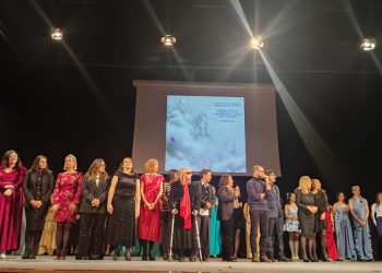 L’Associazione Nazionale A.N.I.Ma.S.S. ODV e l’istituto  M. Sanmicheli di Verona hanno realizzato il 19 dicembre 2024 l’ evento sfilata “Un viaggio tra i colori dell’invisibilità” che si è tenuto presso la Sala Auditorium Palazzo della Gran Guardia Verona per sensibilizzare e riflettere sulla Sindrome di Sjögren Primaria Sistemica, una patologia rara, discriminata, invisibile e ancora poco conosciuta.