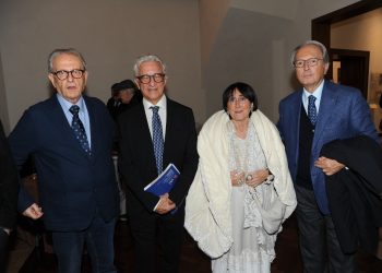 Il Dono dell’Arte e l’Arte che dona. Successo per la collettiva benefica a sostegno della Lilt di Salerno. Le opere rimaste invendute all’asta il prossimo maggio.