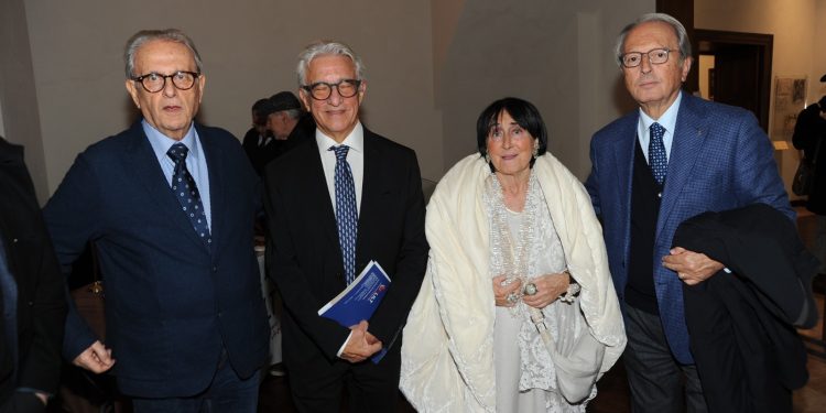 Il Dono dell’Arte e l’Arte che dona. Successo per la collettiva benefica a sostegno della Lilt di Salerno. Le opere rimaste invendute all’asta il prossimo maggio.