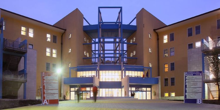 Rinnovamento e innovazione alla Città ospedaliera di Avellino: il Presidente De Luca alla presentazione dei nuovi spazi attrezzati e all’apertura del cantiere per l’ampliamento del Pronto soccorso