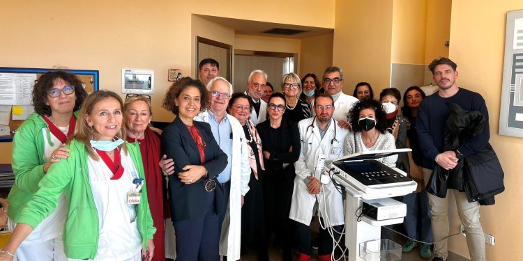 Un ecocardiografo di nuova generazione per l’Ambulatorio di Cardio-Oncologia al CORE di Reggio Emilia donato dall’Associazione Il giorno dopo Odv grazie ai contributi di tanti pazienti e familiari
