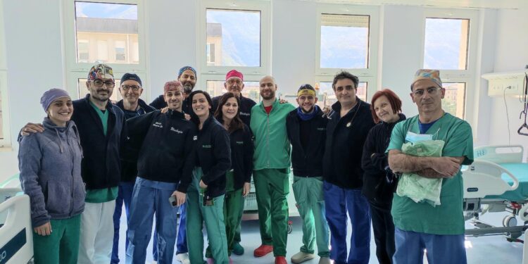 Da Vinci e chirurgia robotica: a pieno regime le attività nelle nuove sale operatorie dell’Ospedale Umberto I di Nocera