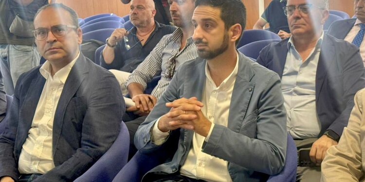 Sicurezza negli ospedali: firmato oggi in Prefettura il protocollo d’intesa. La FP CGIL Salerno: “Una risposta concreta per tutelare chi ogni giorno garantisce il diritto alla salute”