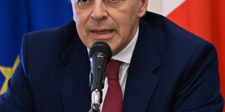 Rene artificiale a casa L’Asl Salerno attiva il servizio di emodialisi domiciliare