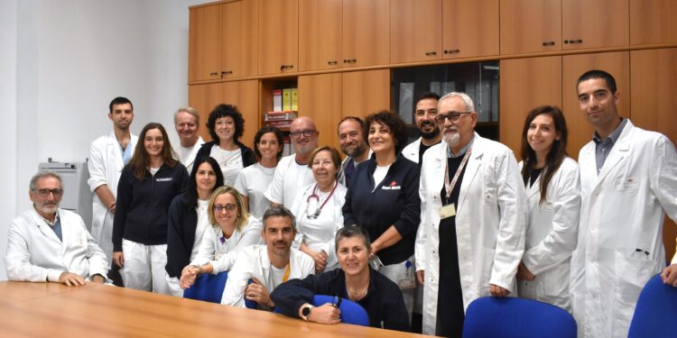 L’Ospedale Policlinico San Martino ha utilizzato per la prima volta un nuovo protocollo sperimentale, infondendo cellule CAR-T in una paziente di 44 anni affetta da una grave malattia autoimmune