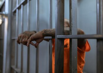 TUMORI: AL VIA IL PRIMO PROGETTO TRIENNALE DEDICATO AI DETENUTI IN CAMPANIA LA PREVENZIONE ONCOLOGICA ARRIVA ANCHE NELLE CARCERI