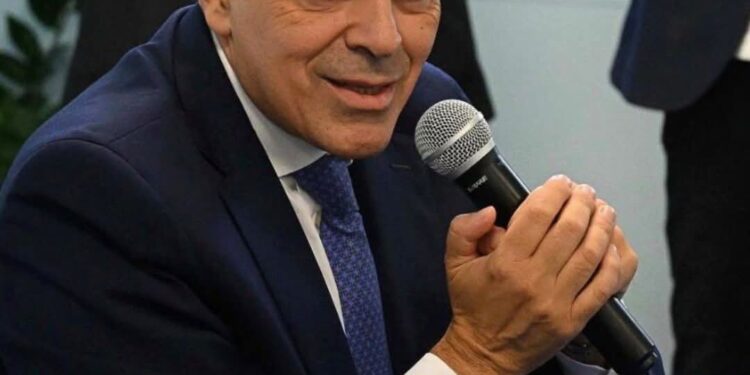 Vietri sul Mare conferisce la Cittadinanza Onoraria al Prof. Antonio Giordano