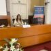 Si laurea in un letto d’ospedale dove partorisce dopo due ore