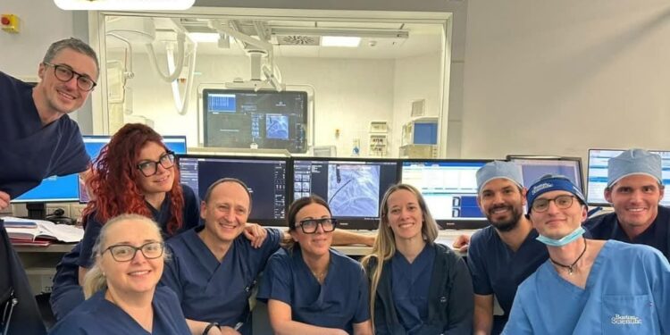 Ospedale San Bassiano eseguite con successo le prime due procedure di chiusura percutanea dell’auricola sinistra in pazienti affetti da fibrillazione atriale ad alto rischio di sanguinamento