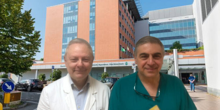 Libri e giochi dal club service Lions Siena Torre di Mezzo per la Biblioteca del Dipartimento della Donna e dei Bambini e la Chirurgia pediatrica