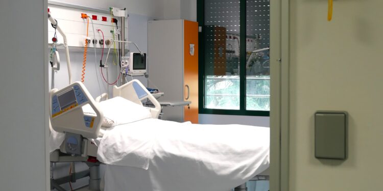 Inaugurati tre nuovi reparti di terapia intensiva e semi intensiva degli ospedali Molinette e Cto di Torino