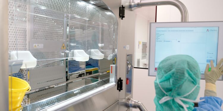 Azienda Ospedaliera Universitaria Federico II, dal 22 al 29 aprile una settimana di visite e incontri informativi gratuiti per l’Open Week Onda dedicata alla salute della donna