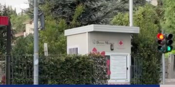 Corioretinopatia sierosa centrale: l’Oculistica del Policlinico di Modena tra i pochi centri in Italia a fornire la terapia fotodinamica